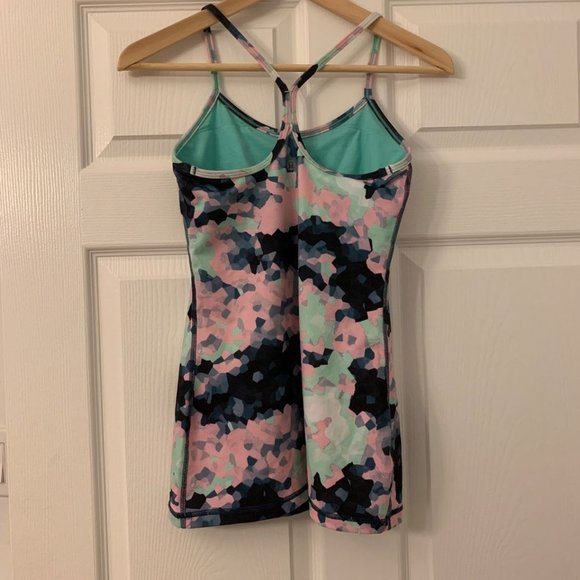 lululemon Power Y tank top Size 4 - Picture 2 of 4